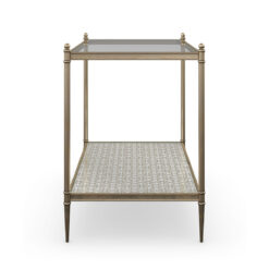 Изящный приставной столик Perfectly Adaptable от американского бренда Caracole